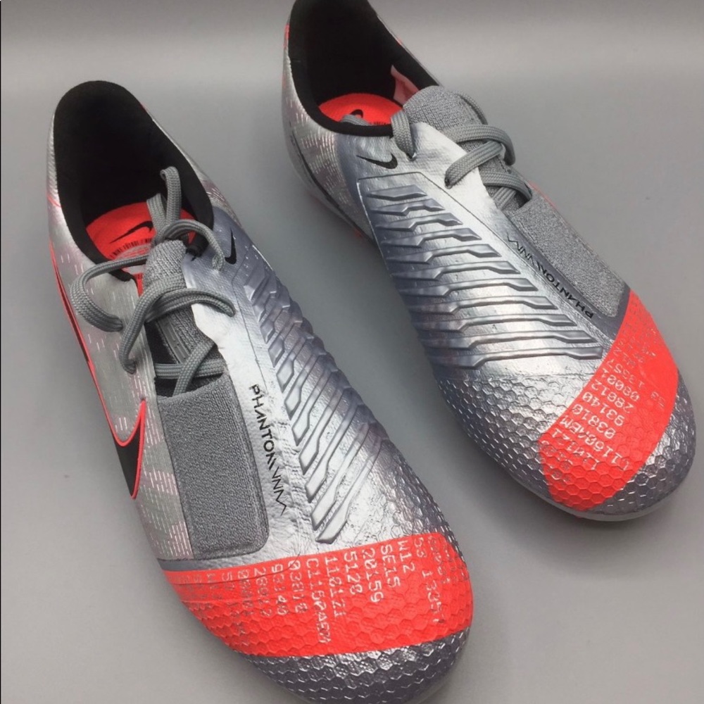 Nik Nike Phantom Venom Elite FG soccer shoes